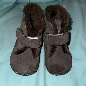 Pediped suede soft sole booties